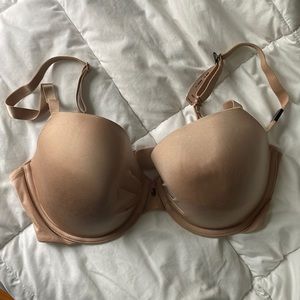 Victoria’s Secret Fabulous bra